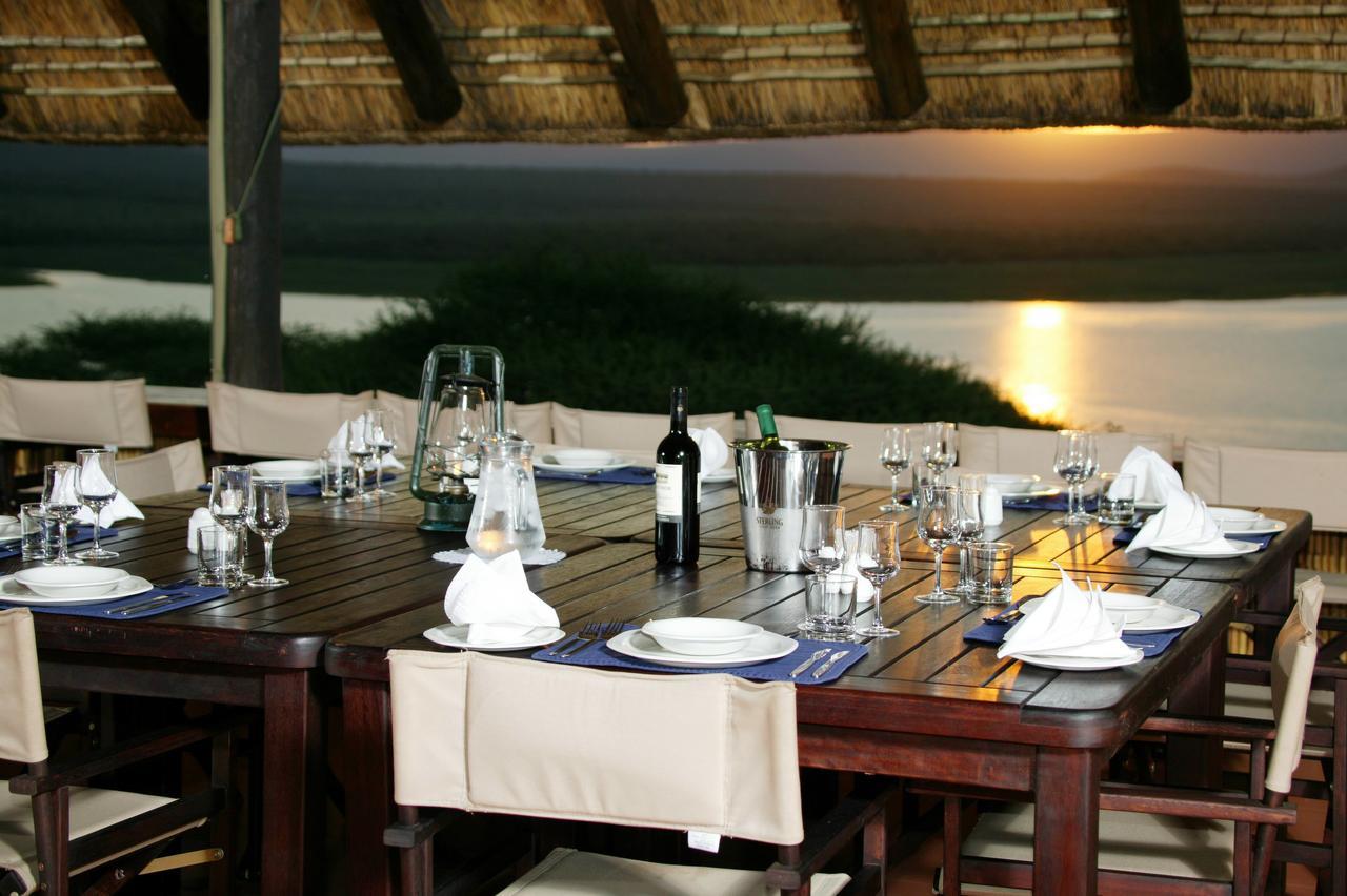פונגולה Nkwazi Lake Lodge מראה חיצוני תמונה