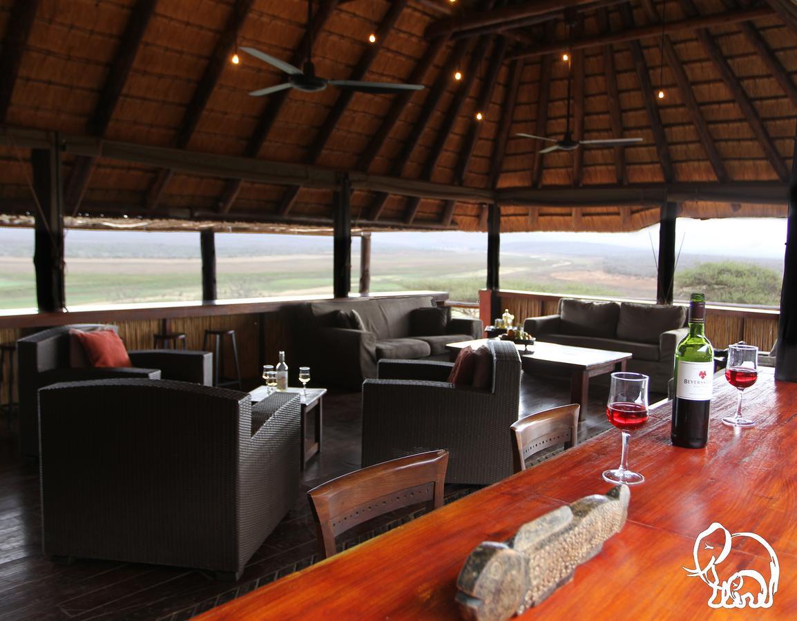 פונגולה Nkwazi Lake Lodge מראה חיצוני תמונה