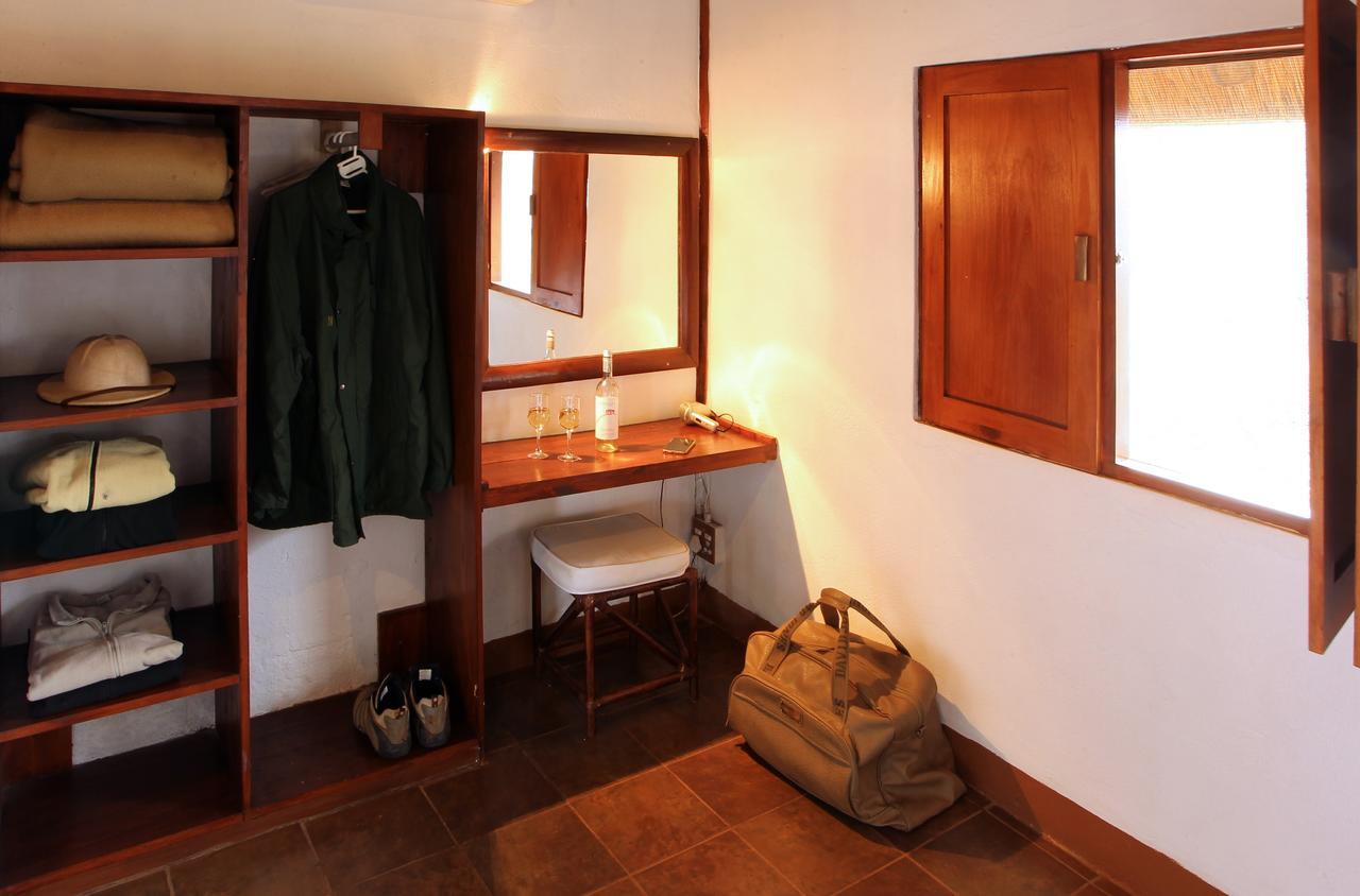 פונגולה Nkwazi Lake Lodge מראה חיצוני תמונה